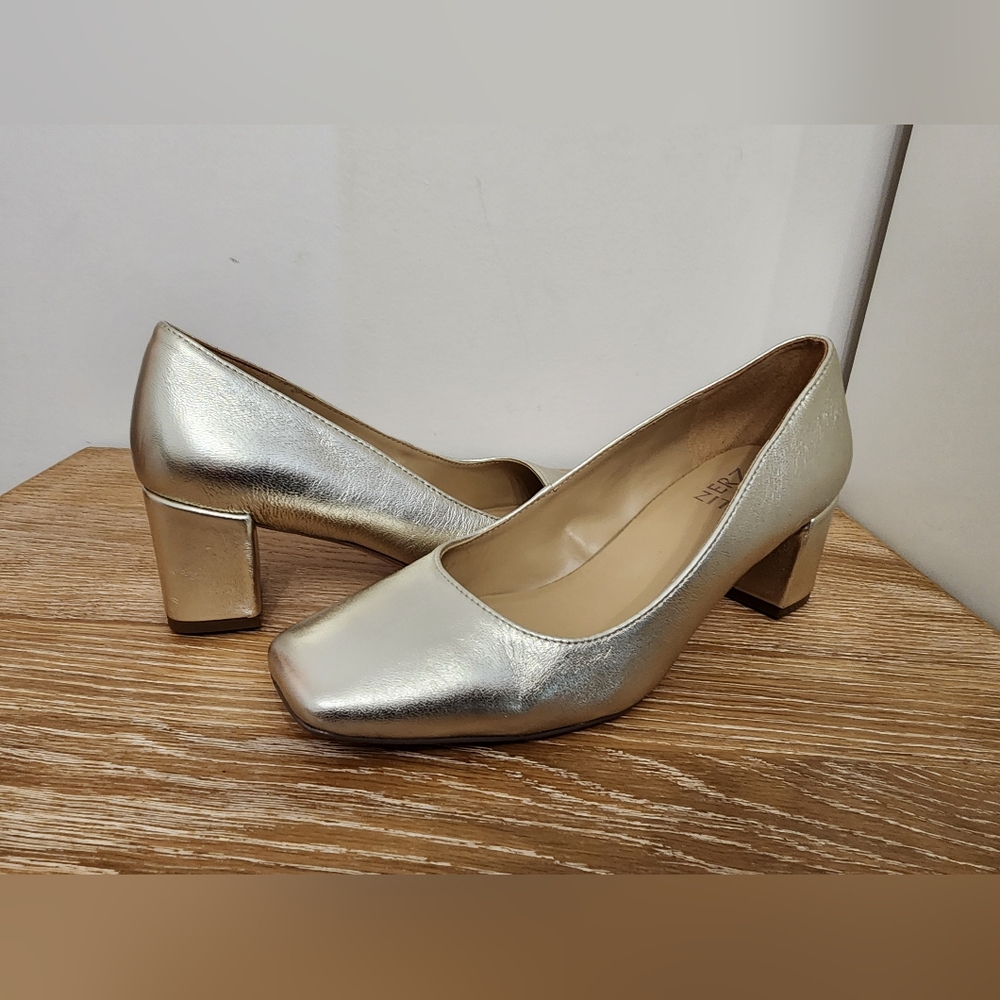 Naturalizer Silver Block Heel Pumps